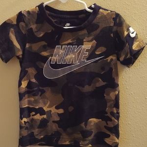 Toddler Nike tee